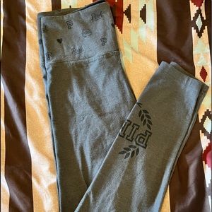 Victoria’s Secret PINK yoga pants